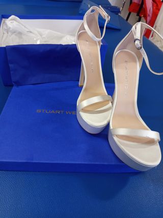 Zapatos de tacón Stuart Weitzman blancos