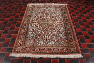 Tappeto Seta Quom Kum Goom 106x154 cm