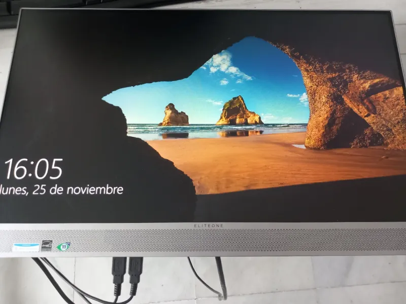 All In One I3 8000 256gb 16gb RAM afbeelding 8