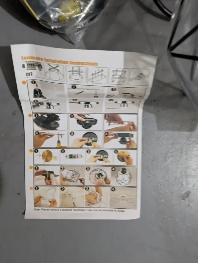 Lámpara colgante geométrica negra