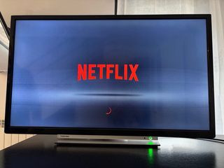 Televisor Toshiba 32 LED Smart TV