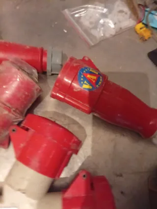 Ladrón trifásico Gewiss