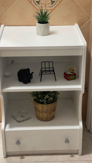 Mueble auxiliar blanca con cajón