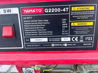 Generador Eléctrico Rojo