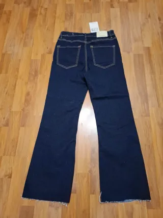 Pantalón  azul Stradivarius