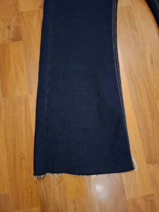 Pantalón  azul Stradivarius