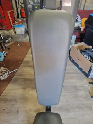 Máquina de musculacion ,ejercicios multiestación