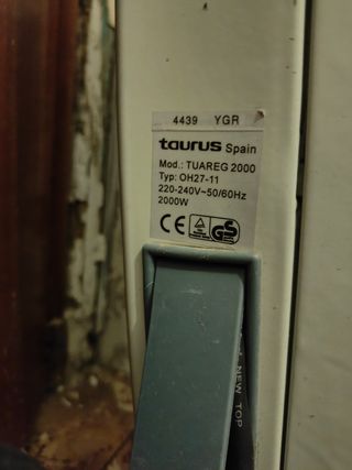 Calefactor Taurus Blanco y Gris