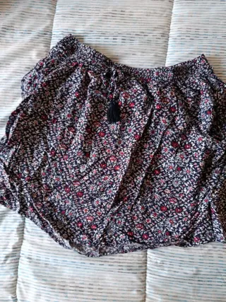 Falda corta estampada