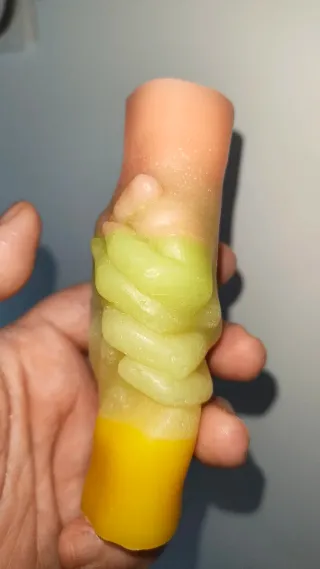 Vela decorativa manos aromáticas