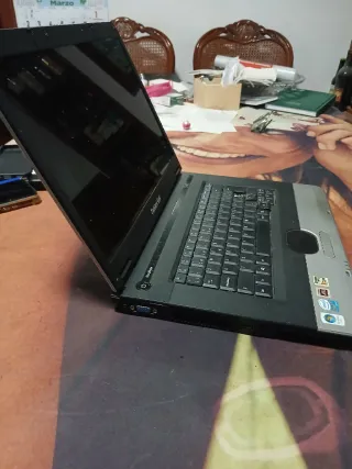 Packard Bell Portátil Plata