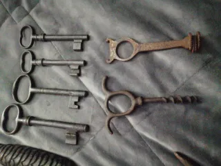 Chiavi antiche e cavatappi Nutcracker...