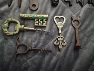 Chiavi antiche e cavatappi Nutcracker...