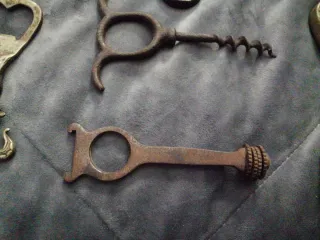 Chiavi antiche e cavatappi Nutcracker...