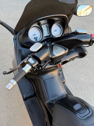 Yamaha TMAX 500 Maxi Scooter