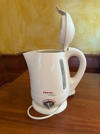 Hervidor de agua Tefal blanco