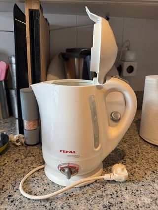 Hervidor de agua Tefal blanco