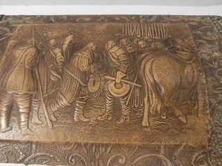 Joyero antiguo cuero repujado caja musical