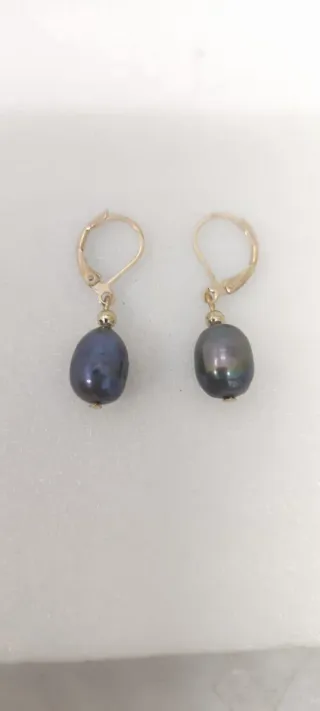 Pendientes Perla Barroca Negra y metal baño oro