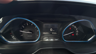 Peugeot 2008 PureTech 110 S&S Allure 81 kW (110 CV)