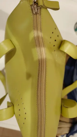 Borsa Coccinelle verde chiaro tutta pelle