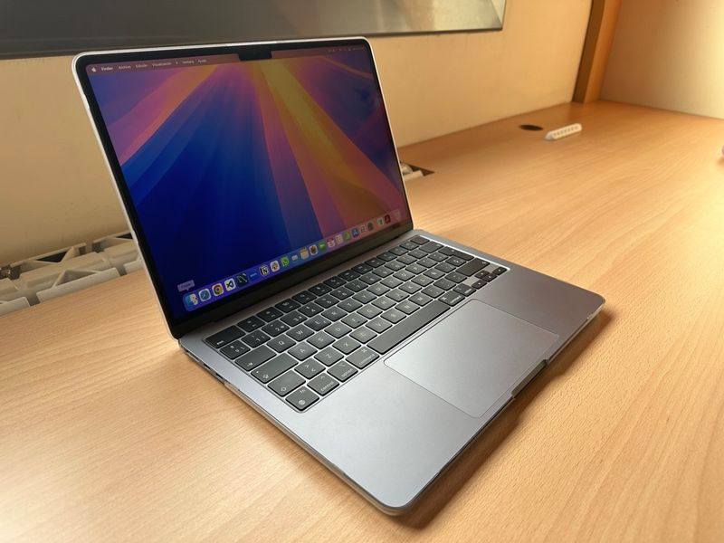 MacBook Air + Magic Mouse + Magic Keyboard afbeelding 2