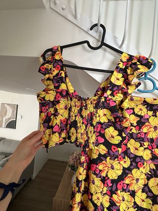 Conjunto top y falda floral