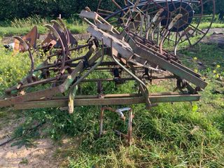 Aperos de labranza y goteros