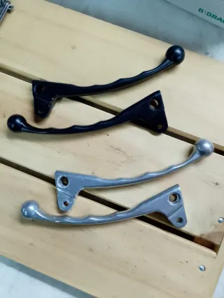 Maneta embrague FDS Negra y Plateada