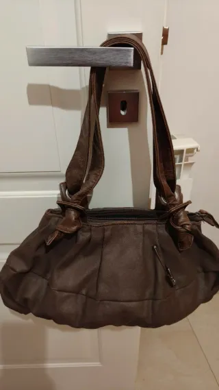 Borsa marrone in pelle e tessuto