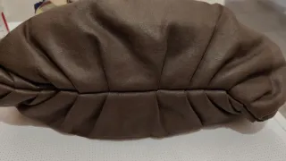 Borsa marrone in pelle e tessuto