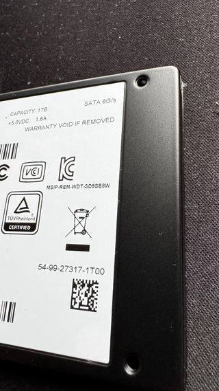 SanDisk Ultra 1TB SSD 2.5 SATA