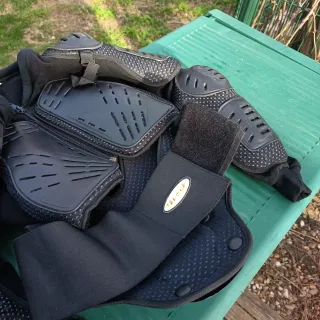 Peto protector infantil moto quad bici