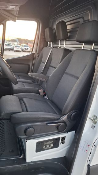 Mercedes-Benz Sprinter 2021