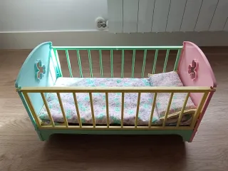 Cuna Nenuco antigua y sillita