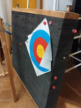 Bastidor y peto de madera