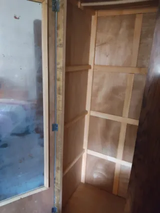 Armario vintage madera y cristal