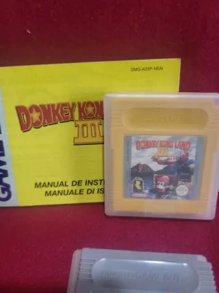 Nintendo Game Boy y 4 juegos