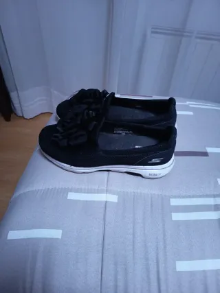 Skechers Mujer Zapatos Negros Flor