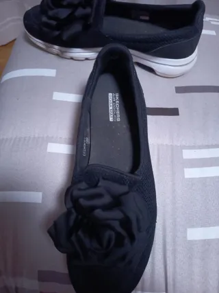 Skechers Mujer Zapatos Negros Flor