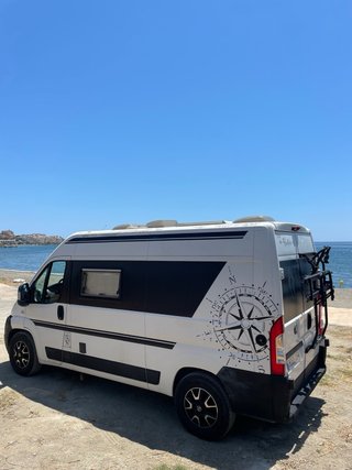 Camper con primeras marcas