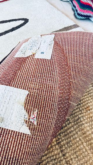 Alfombra de lana virgen beige y marrón