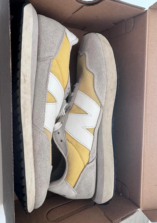 New Balance 237 Pack Amarillo y Rojo