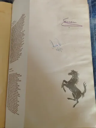 Libro Rosso Ferrari