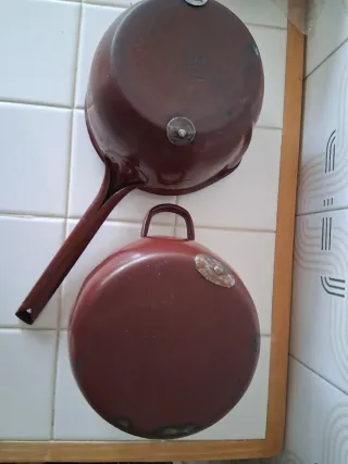 Cazuelas y fuentes antiguas