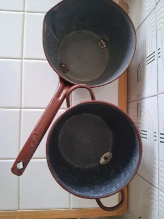 Cazuelas y fuentes antiguas