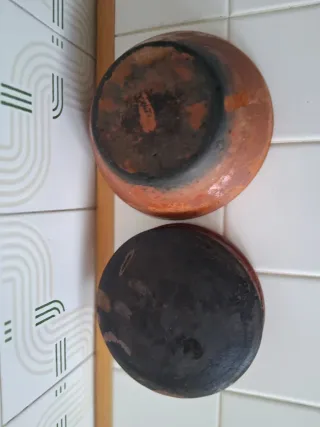 Cazuelas y fuentes antiguas