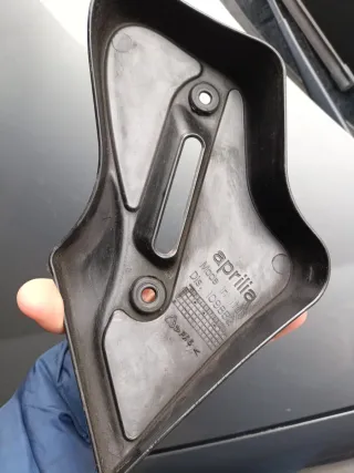 Aprilia Tuono 1000 tapa