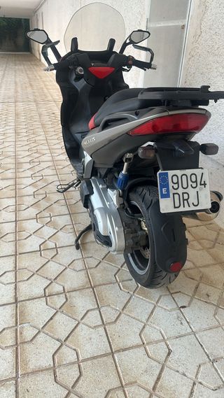 Gilera Nexus 500cc Maxi-Scooter