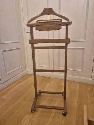 Galán de noche madera y metal